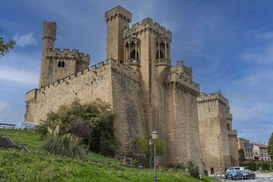 Comunidad Foral de Navarra 041 - Olite - palacio Real de Olite.jpg